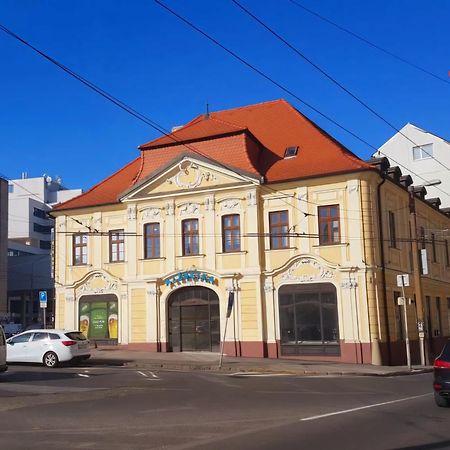 Old Town Cozy Studio In City Center Bratislava Exterior foto