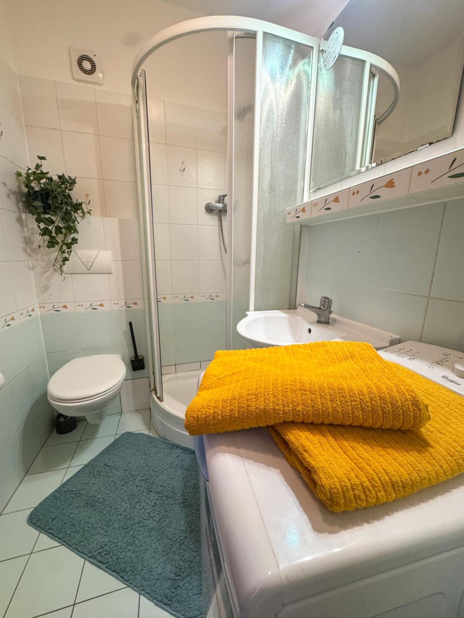 Old Town Cozy Studio In City Center Bratislava Exterior foto